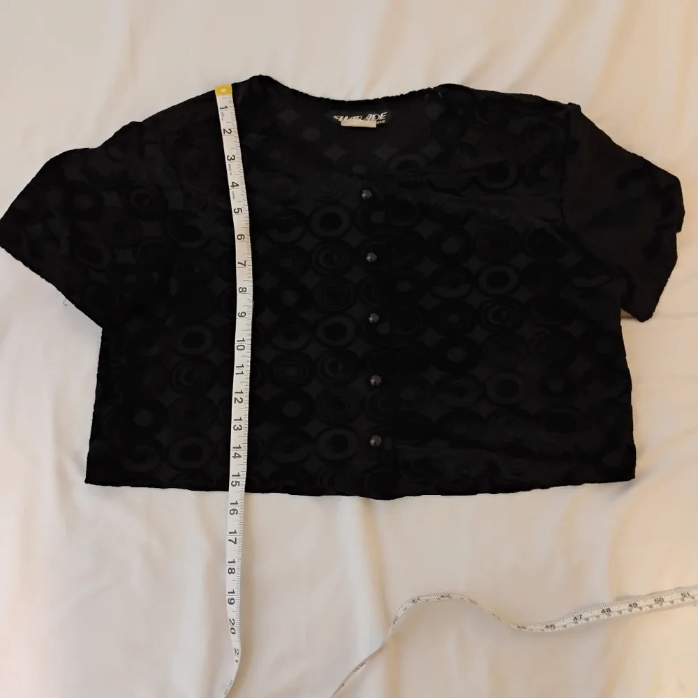 SHARADE Vintage 90s Blk Retro Goth Semi Sheer Velvety Crop Button Blouse Women L